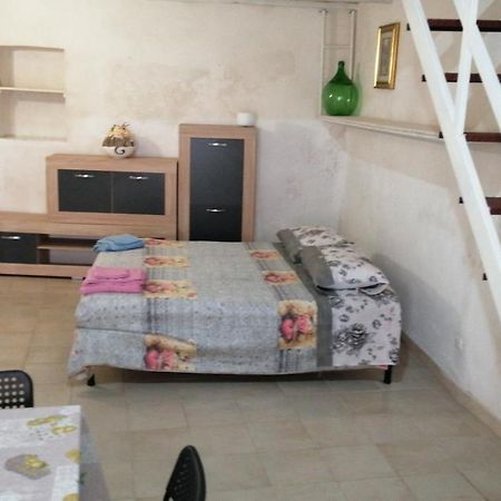 Casa Vacanze Battista 46 Grottaglie Buitenkant foto